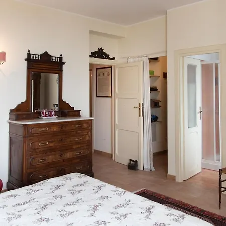 Marbel Gandolfo Apartment *