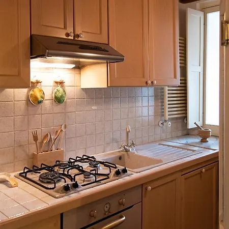 Marbel Gandolfo Apartment