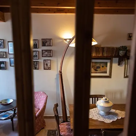 Apartment Marbel Gandolfo *